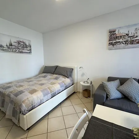 - Giardino - Uno Apartment *