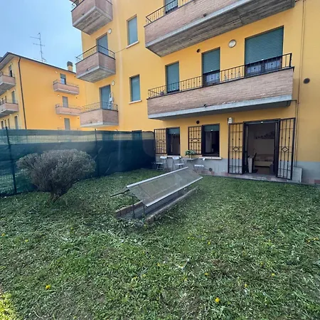 - Giardino - Uno Lägenhet