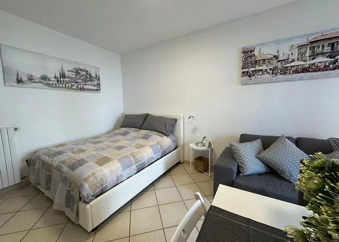 - Giardino - Uno Apartament *